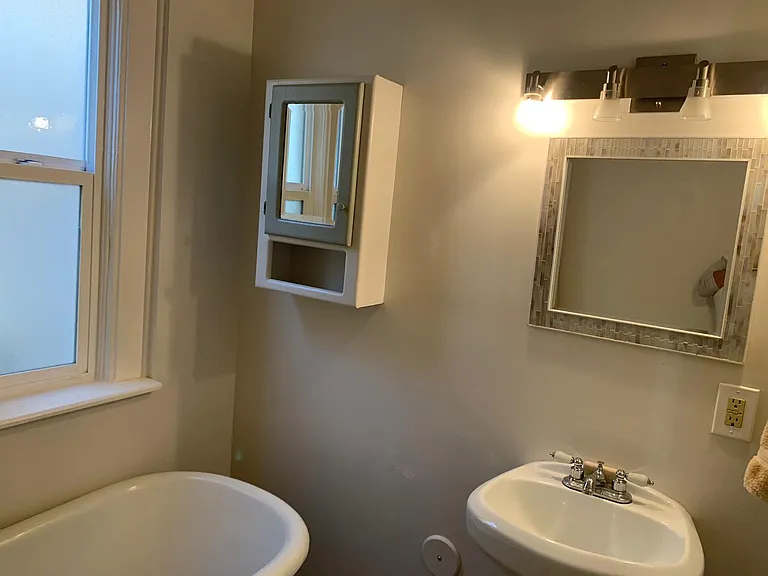 2502 W Argyle Pl — Photo 10