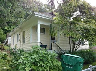 5536 18th Ave S, Seattle, WA 98108