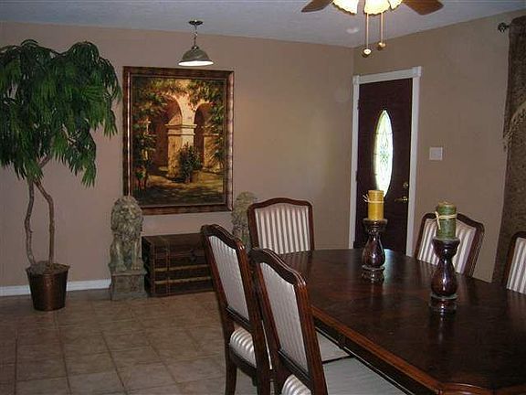 3rd image of 447 Piney Point Dr