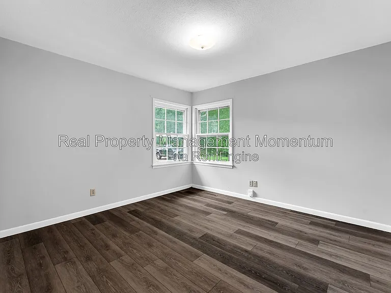 2105 S Barcliff Ave — Photo 17