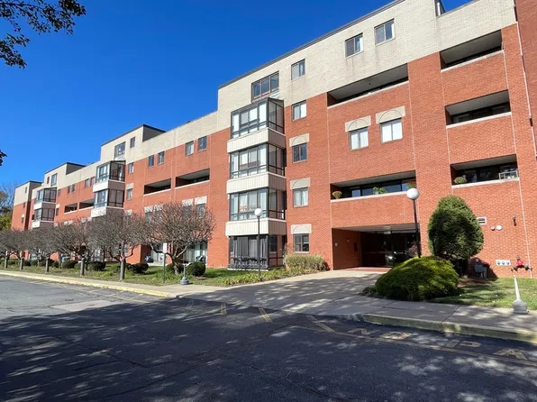 96 Old Colony Ave #453, Taunton, MA 02780