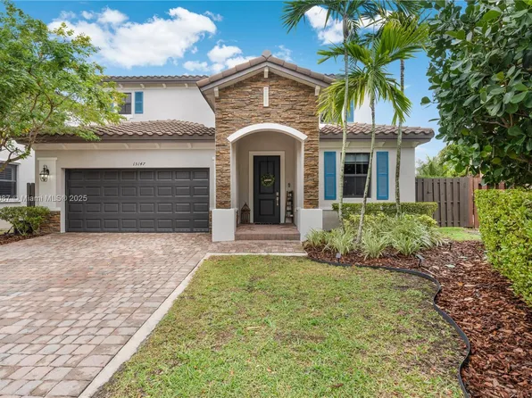 15147 SW 115th Ter, Miami, FL 33196