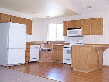 5th image of 203 82nd Dr SE