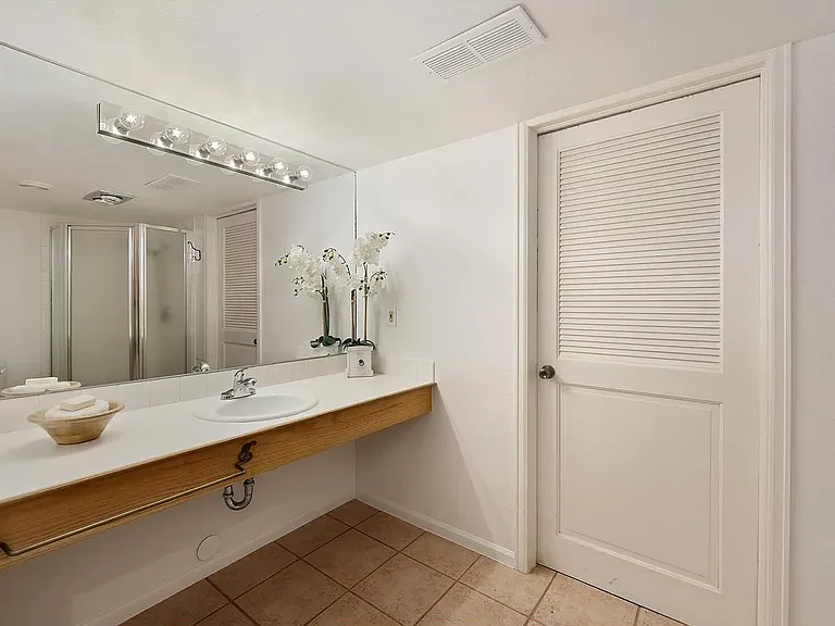 3242 Grovewood Dr — Photo 22
