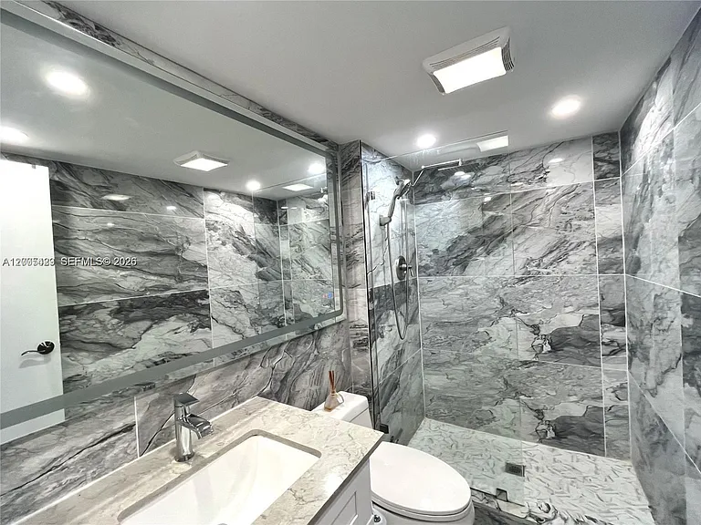 100 Bayview Dr #1827 — Photo 15