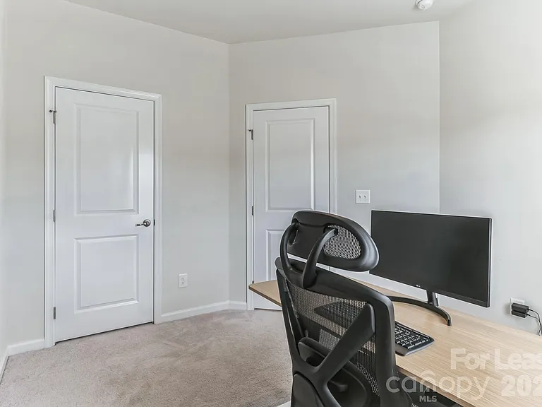 5048 Patton Dr — Photo 19