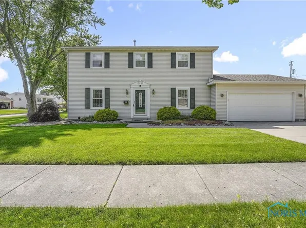 232 Easthampton Dr, Oregon, OH 43616