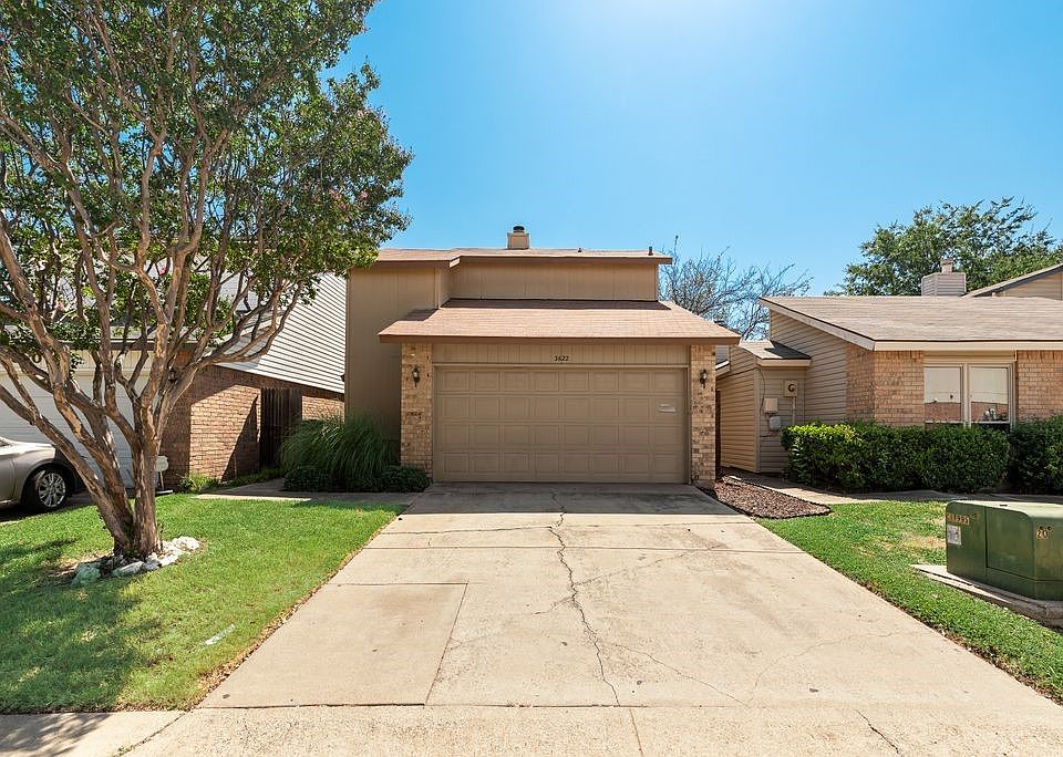 1st image of 3622 Corona Dr