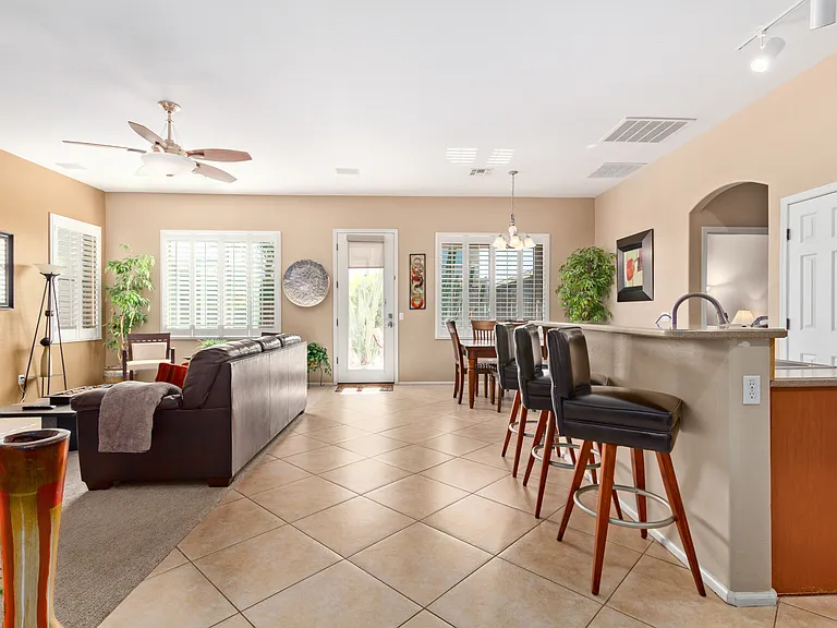 43829 W Snow Dr — Photo 9