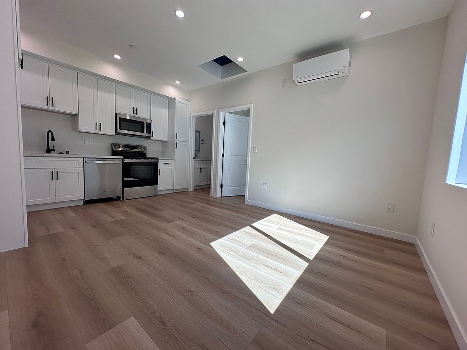 Open concept of living room and kitchen