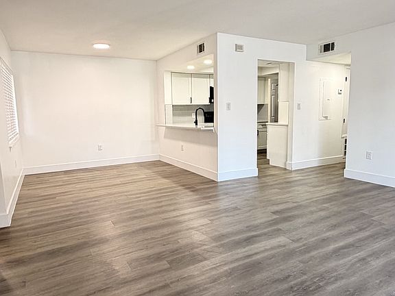 2nd image of 2524 Citrus Club Ln