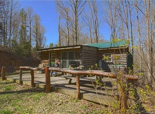 445 Woody Rd, Green Mountain, NC 28740