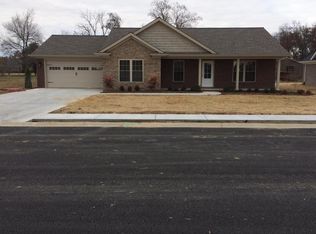 2320 Deer Field Run, Murray, KY 42071