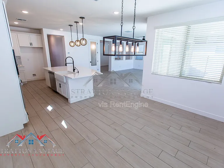 15075 W McKinley St — Photo 27