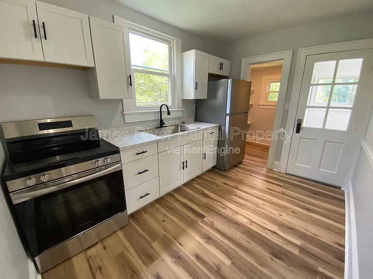 2020 Rose Ln — Photo 18