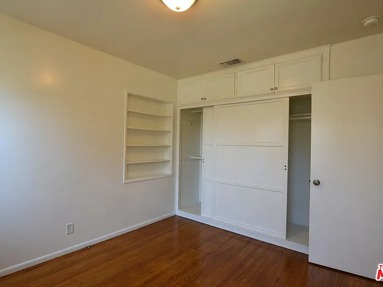 2729 N Brighton St — Photo 10