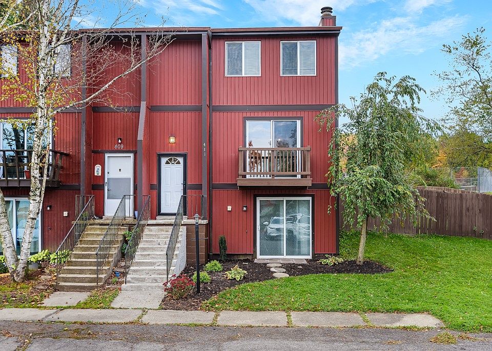 1st image of 411 Parkwood Dr