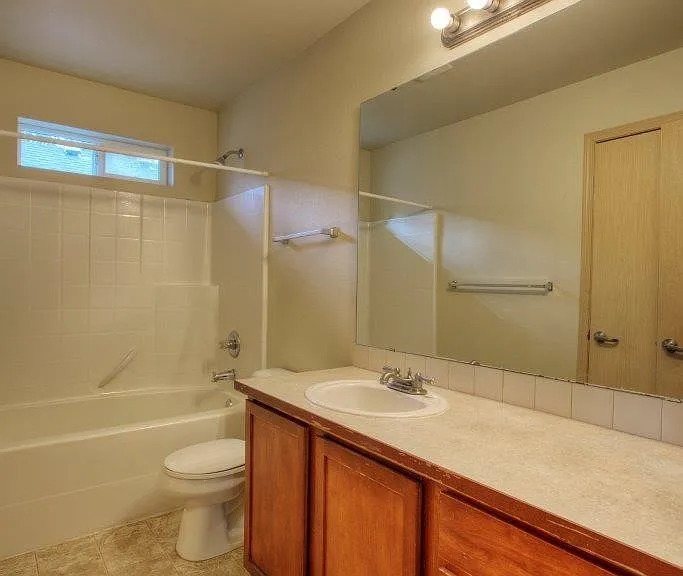 8706 153rd St E — Photo 5