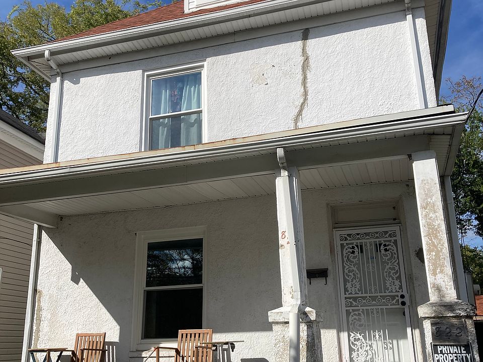 1st image of 822 W 41st St