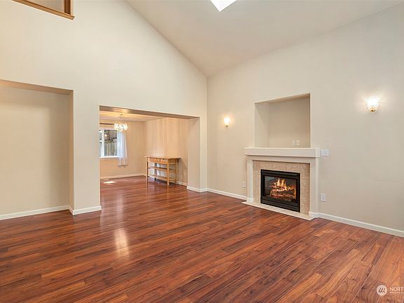 3rd image of 3123 57th Avenue SE