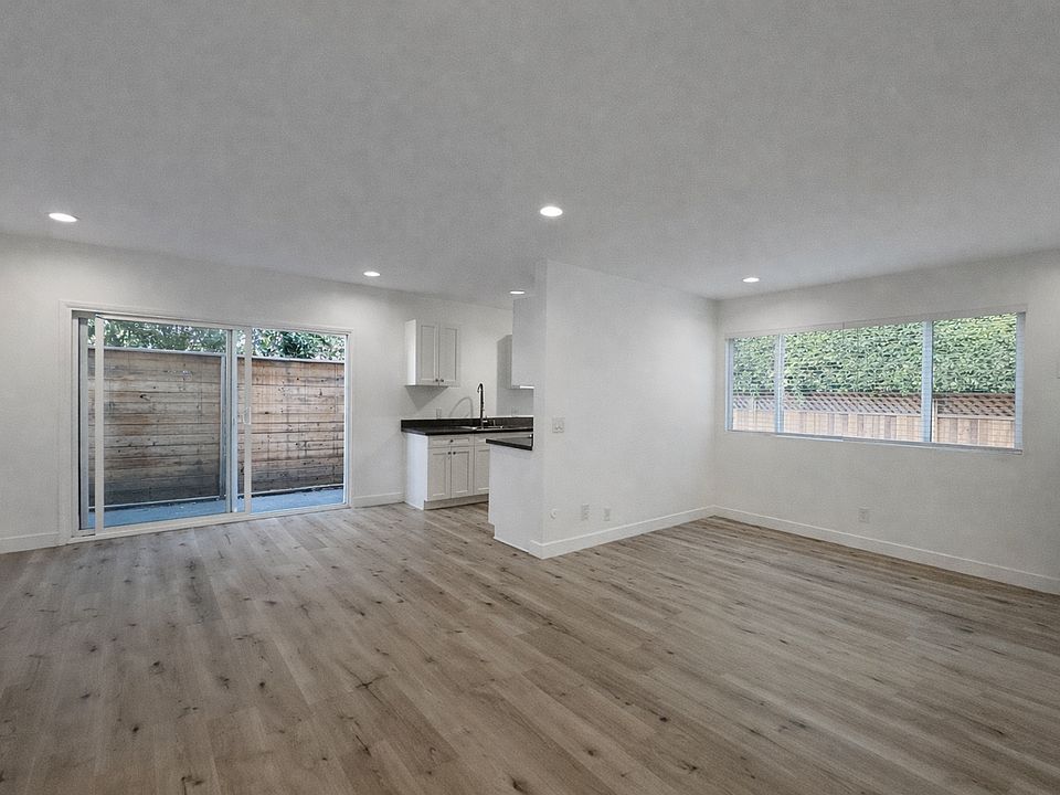 1st image of 843 N Orange Dr APT 1