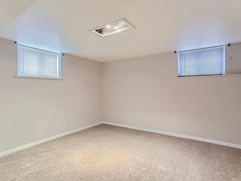 849 Grape St — Photo 22
