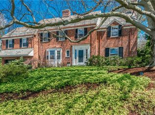 328 N Steele Rd, West Hartford, CT 06117