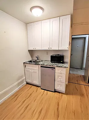Rented by Oxford Property Group | media 2