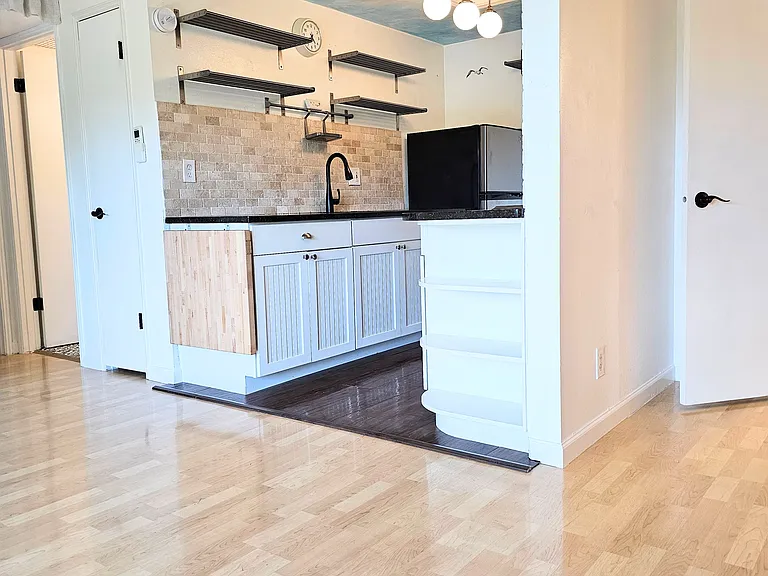 16850 SW Gleneagle Dr — Photo 28