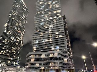 3900 Confederation Pkwy #1506, Mississauga, ON L5B 0M3