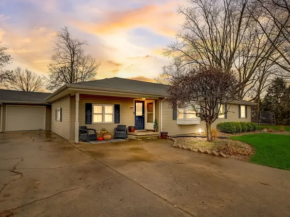 225 W 11th St, Lapel, IN 46051