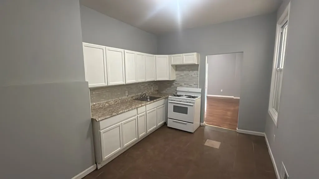 2 bed, $1,850 — Photo 3