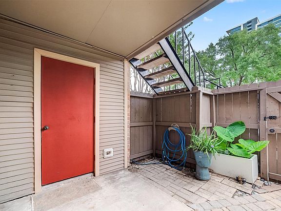 5th image of 3700 W Clay St APT 227