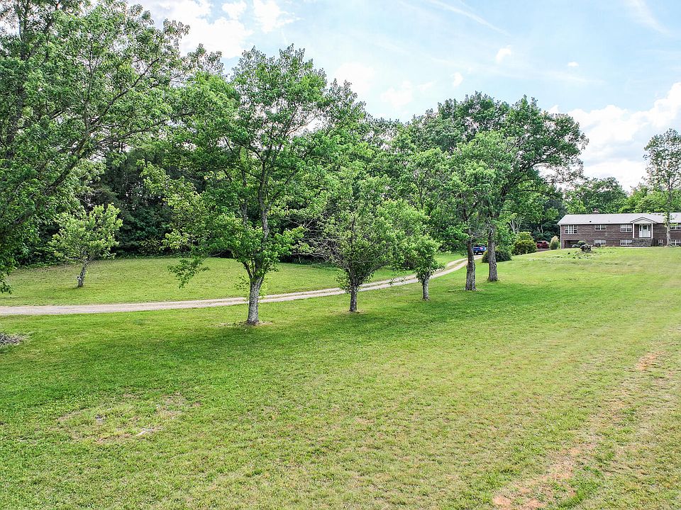 1st image of 1865 Rheatown Rd