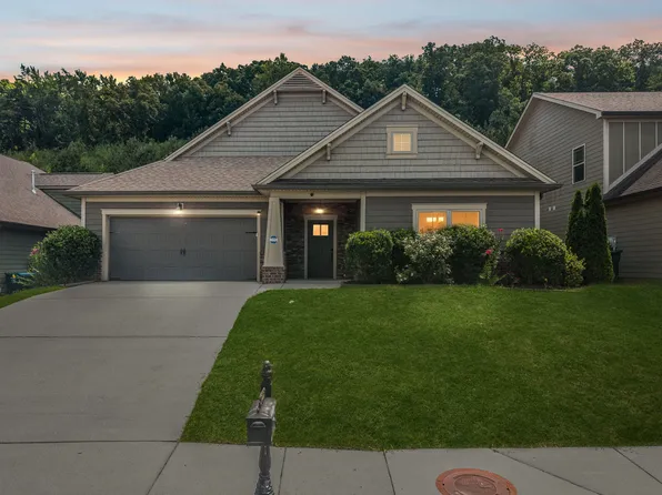 5425 Bungalow Cir, Hixson, TN 37343