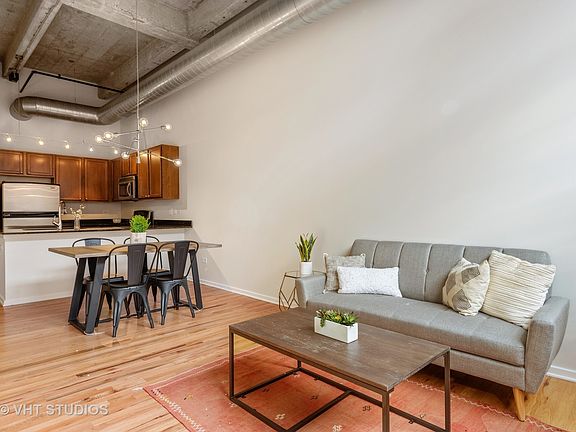 2nd image of 1735 N Paulina St APT 314