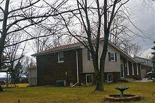 2nd image of 4 Deep River Dr