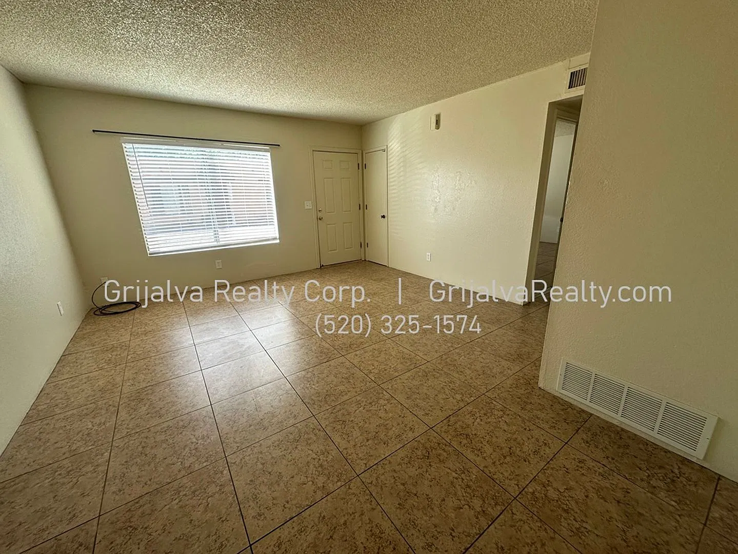 3529 Monte Vista — Photo 2