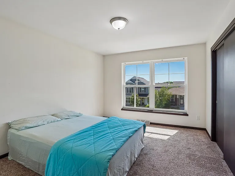 236 Sunshine Ln — Photo 23