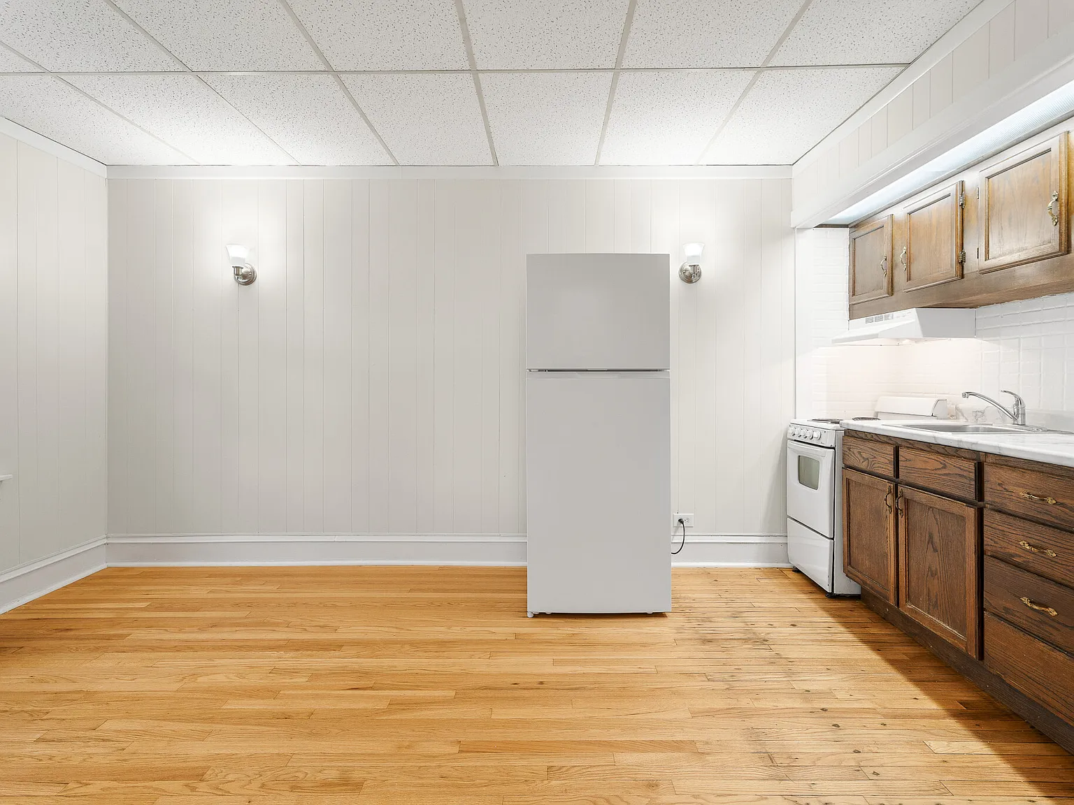 Studio, 400 sqft, $1,100 — Photo 3