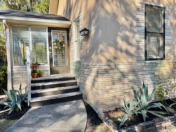 5th image of 1103 NW 4th St #1