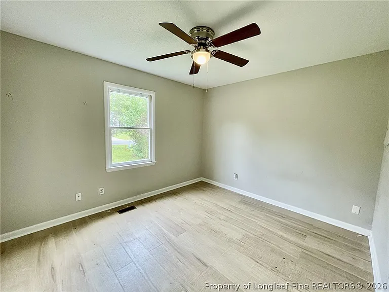 6732 Vaughn Rd — Photo 18
