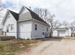 3710 SW 4th St, Des Moines, IA 50315