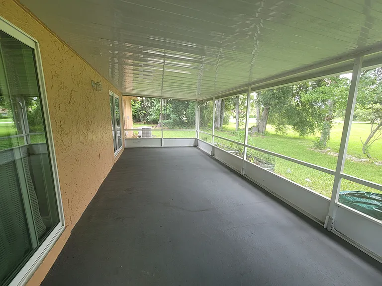 10481 Montpelier Cir — Photo 23