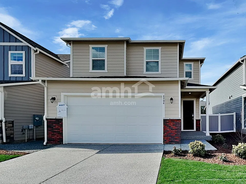 4904 85th Dr NE