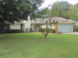 2042 Shamrock Ln, Lynn Haven, FL 32444