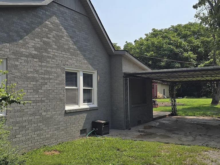 3609 Earhart Rd — Photo 2