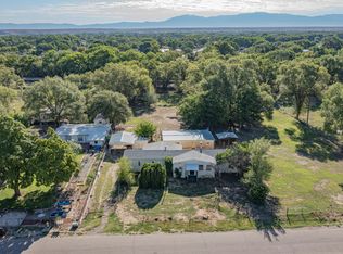 2460 Parklane Dr, Bosque Farms, NM 87068