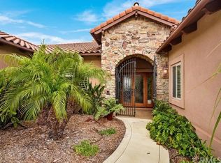 1985 Gray Rabbit Hollow Ln, Fallbrook, CA 92028