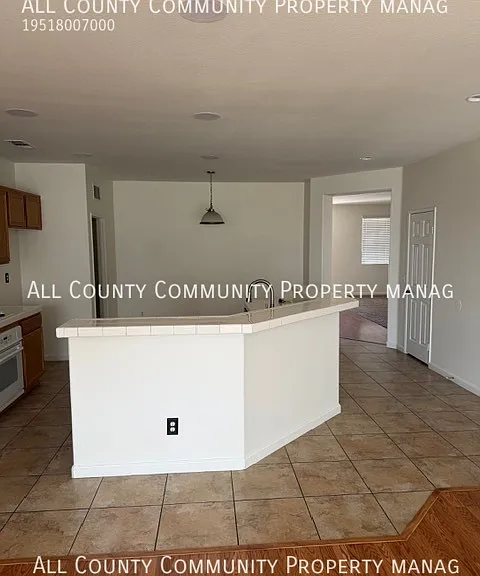 10609 Palomino Ave — Photo 4